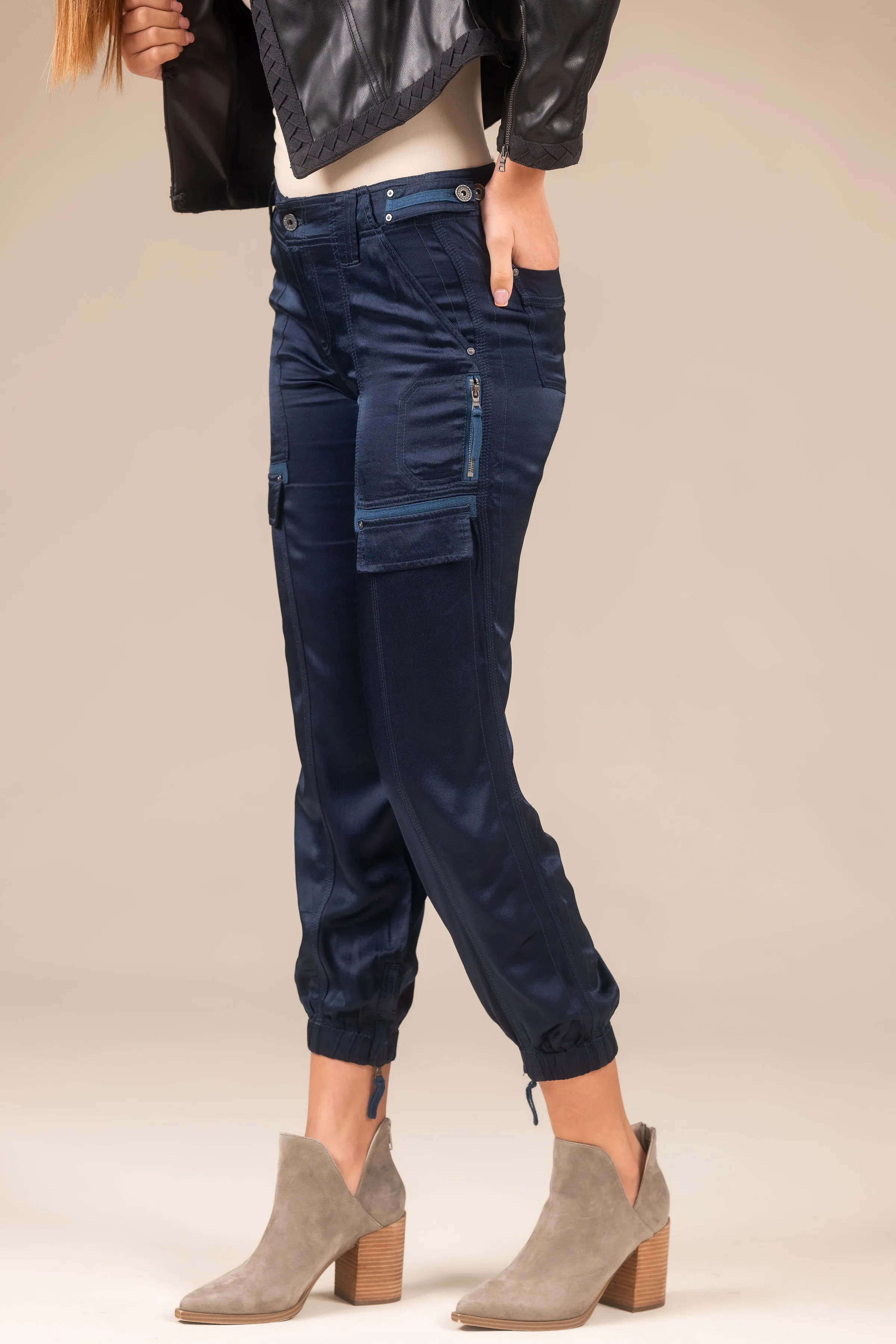 Axel Silky Cargo Pant