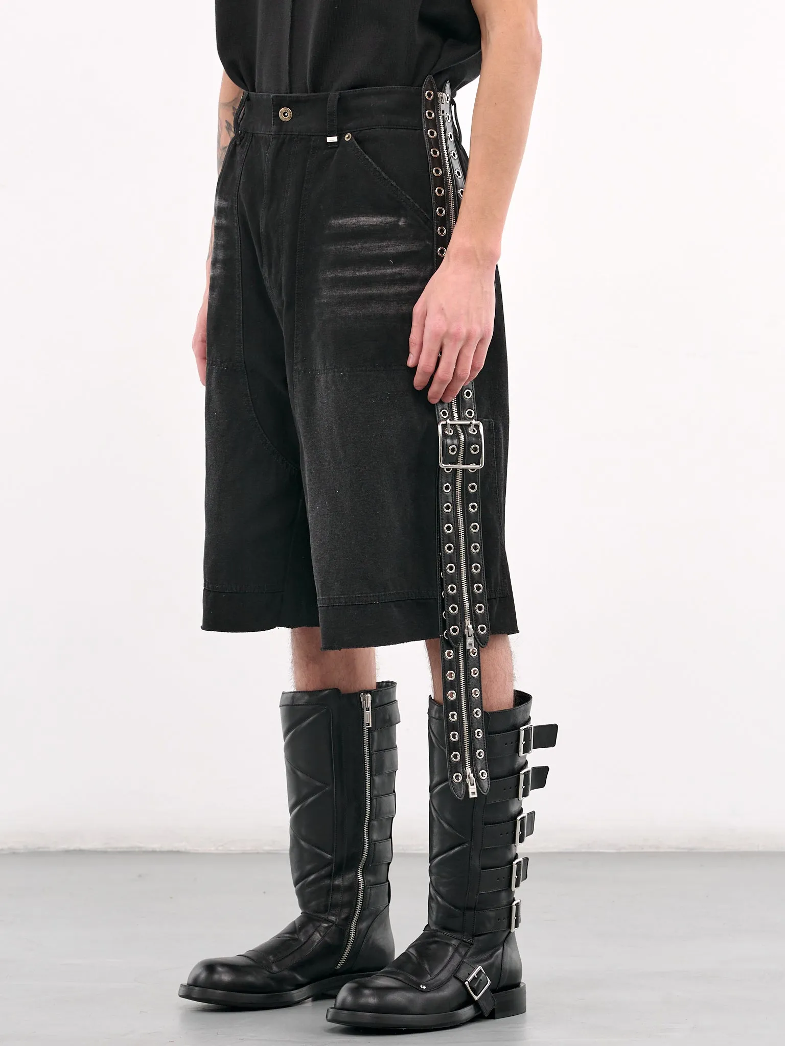 Belt Detailed Denim Shorts (PT0-25-212-BLACK)