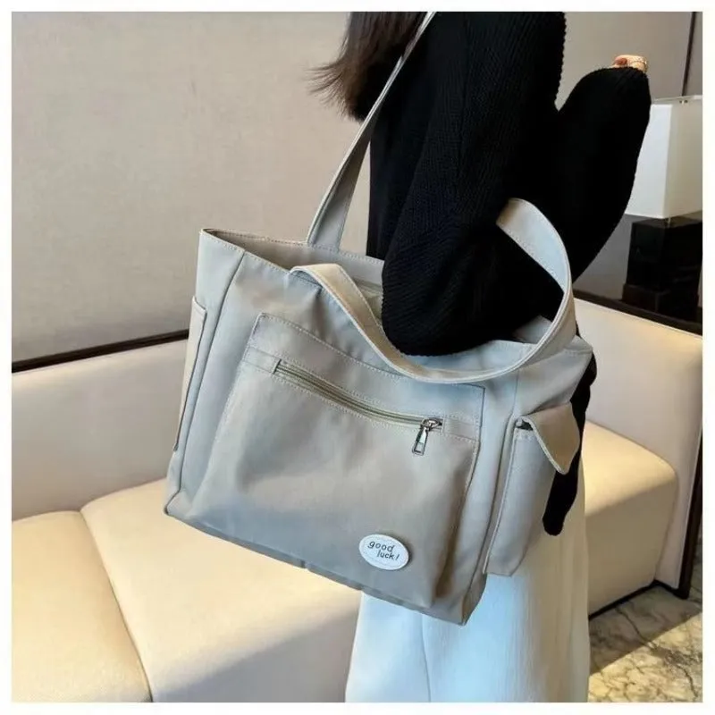 Casual Canvas Tote Bag – Large Capacity Commuter Handbag