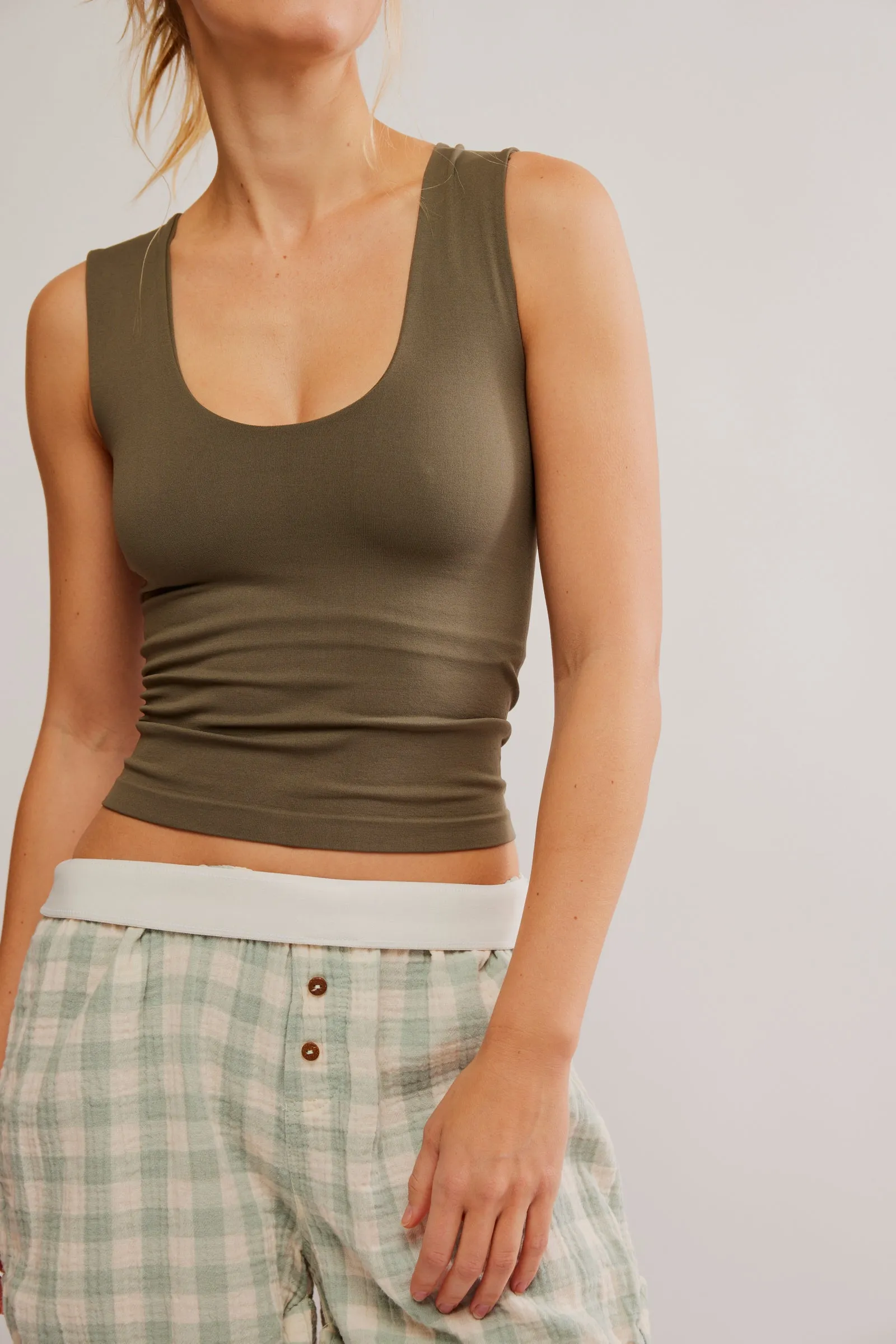 Clean Lines Muscle Cami | Tarmac