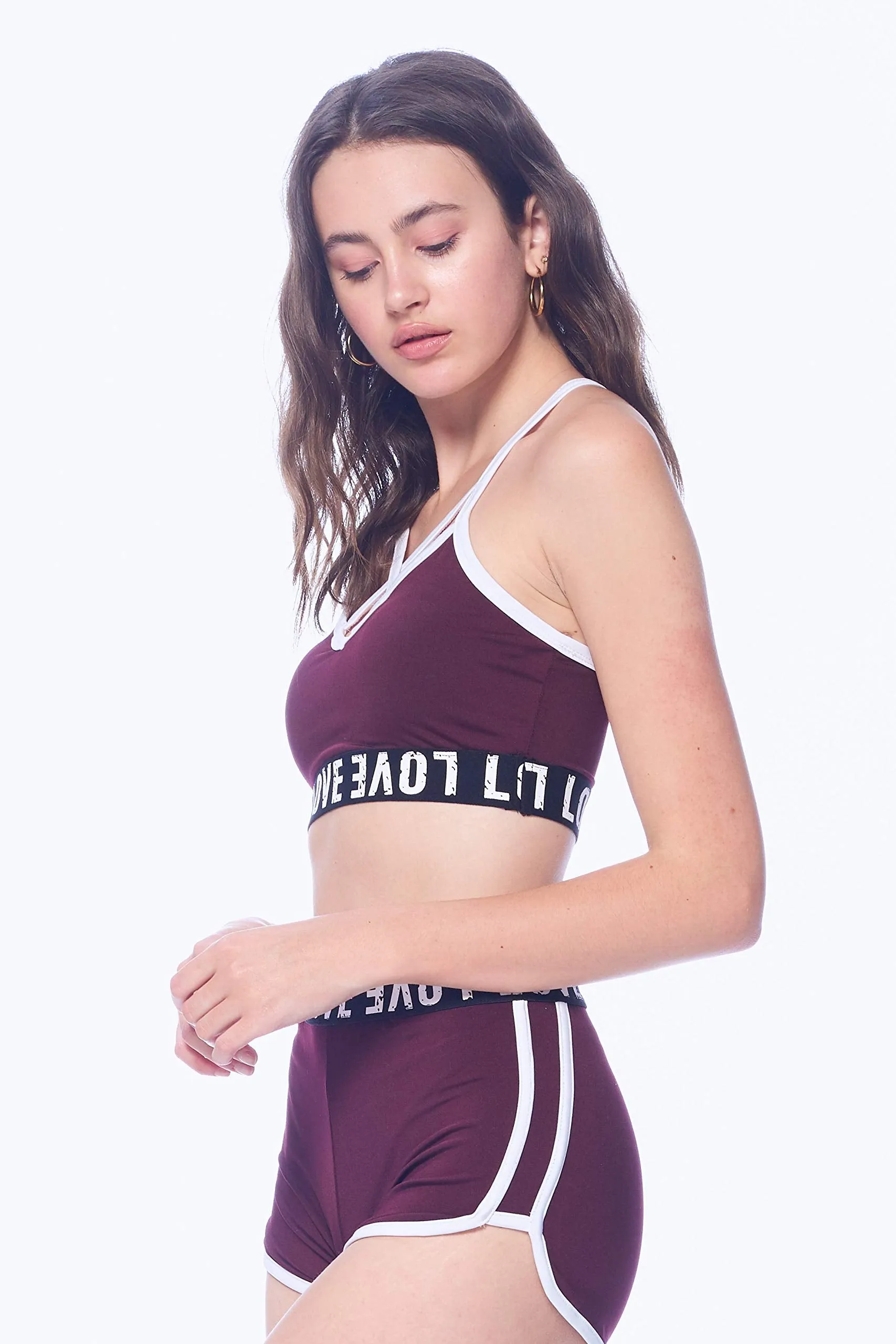 Khanomak Women's Padded Strappy Active Sport Bra Cross Back Crop Top