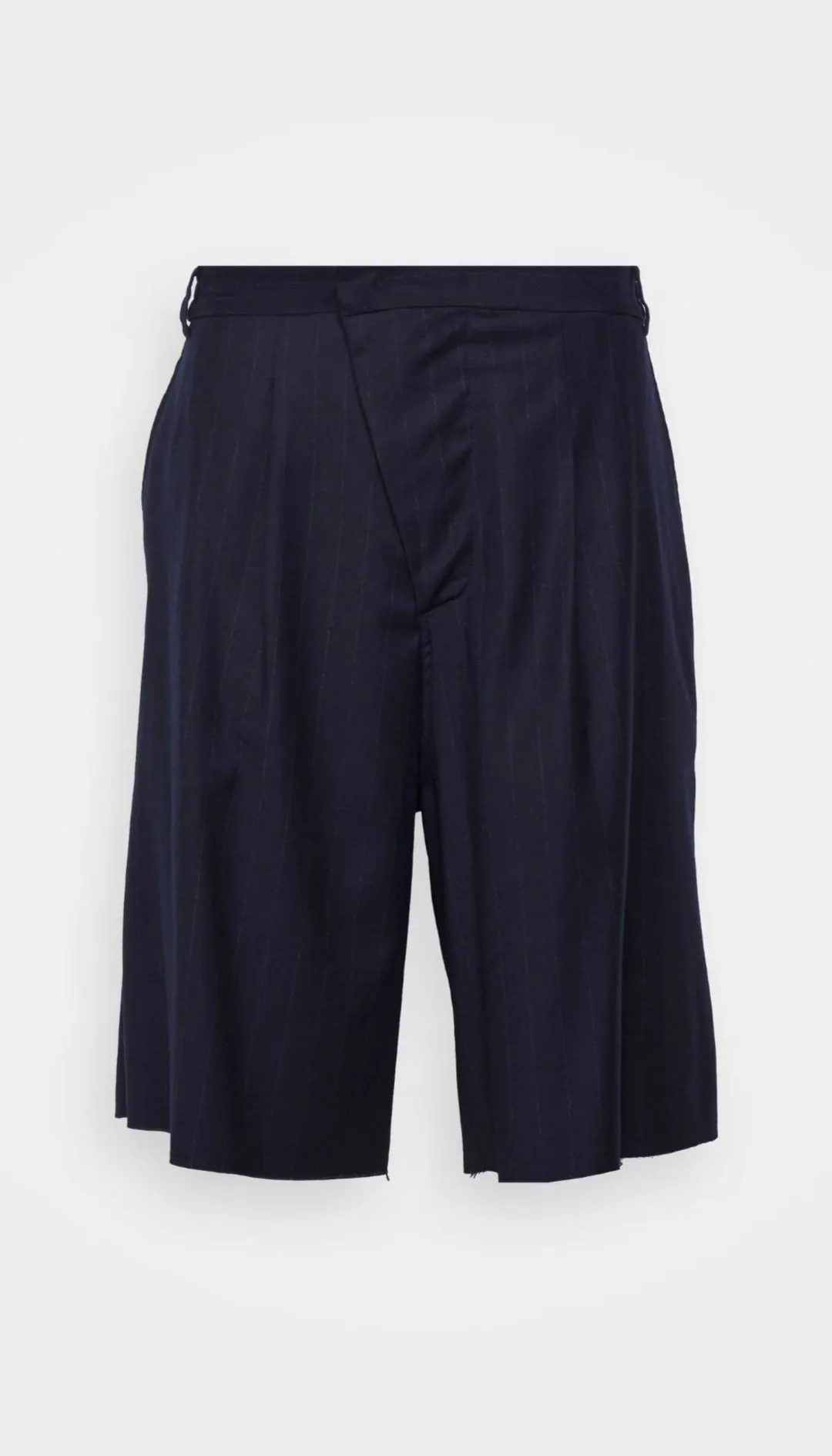 KNEE-LENGTH PINSTRIPES SHORTS