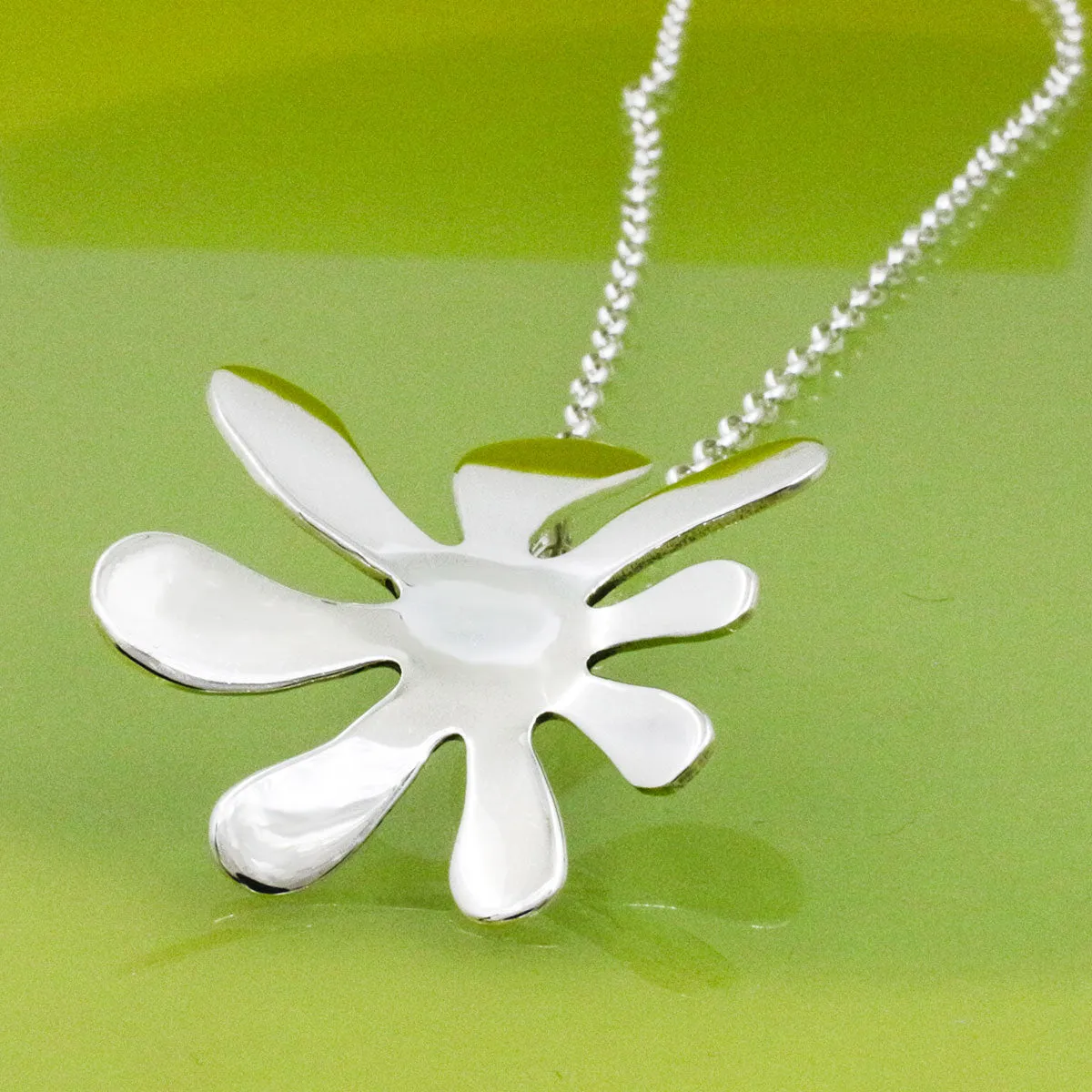 Moineir - Urban Flower Silver Pendant