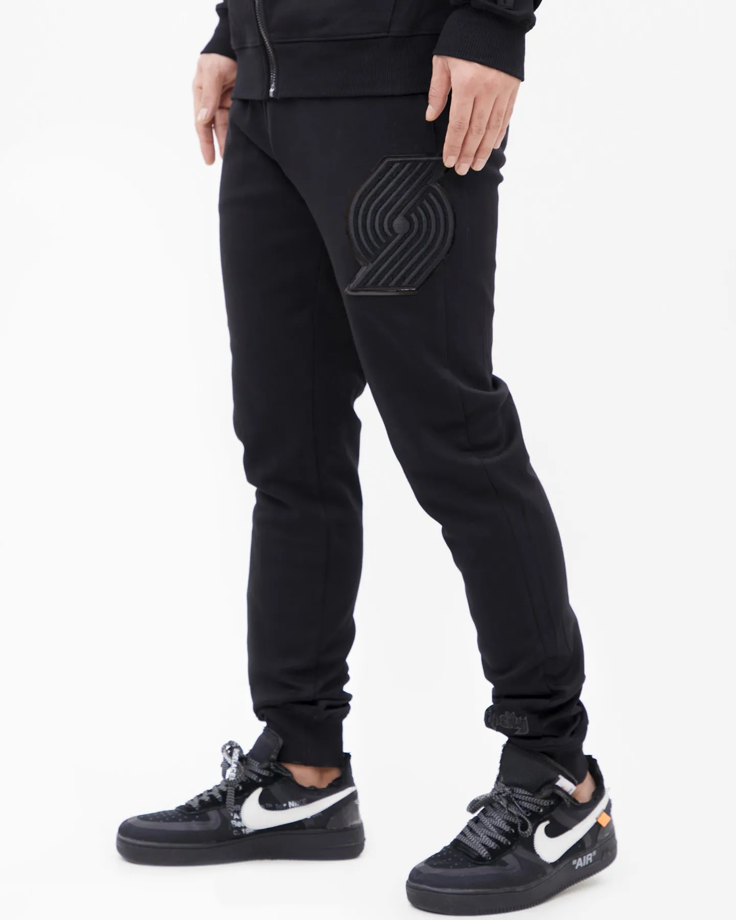 NBA PORTLAND TRAIL BLAZERS TRIPLE BLACK MEN'S JOGGER (TRIPLE BLACK)