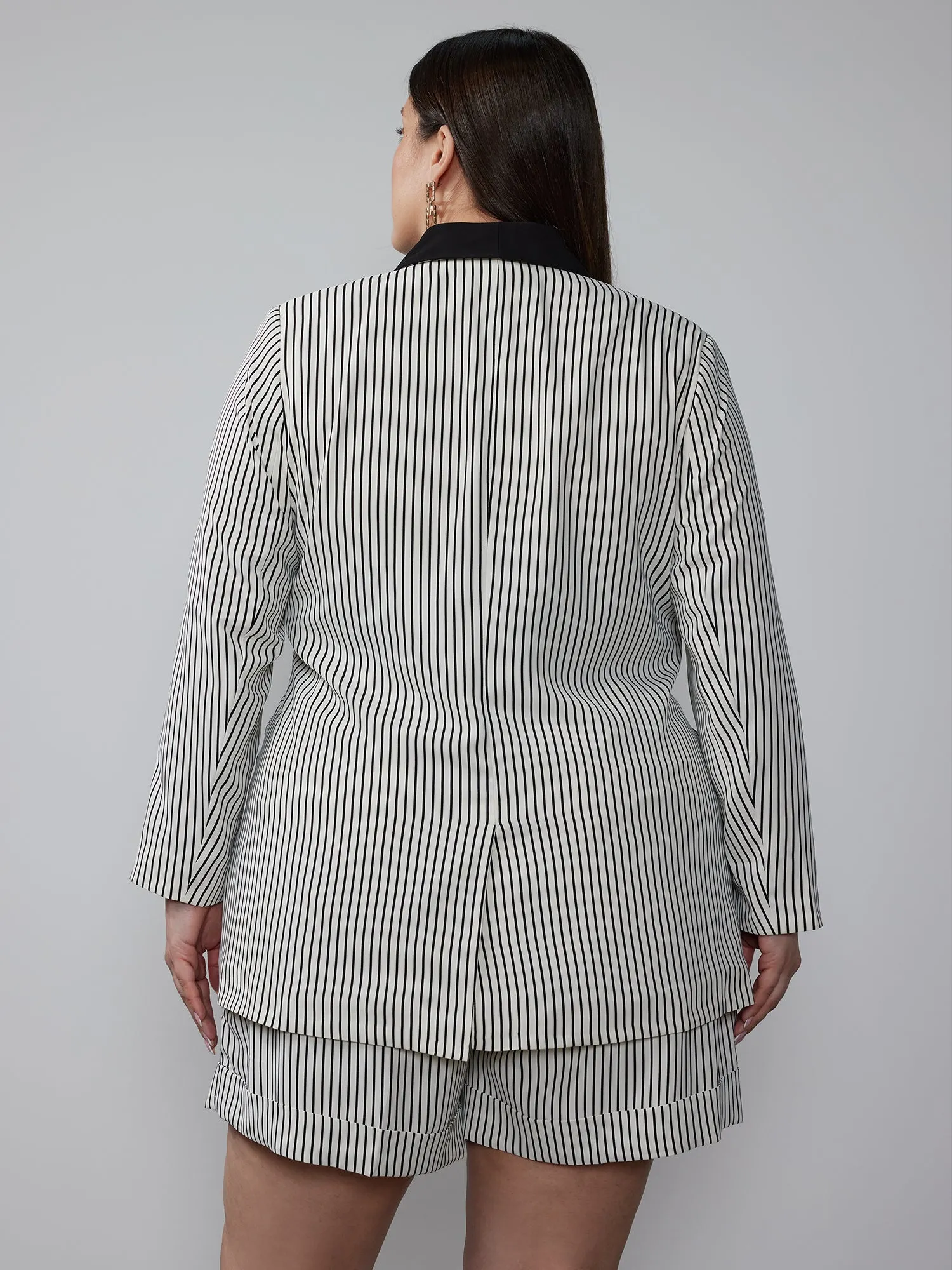 Plus Shawl Collar Striped Blazer