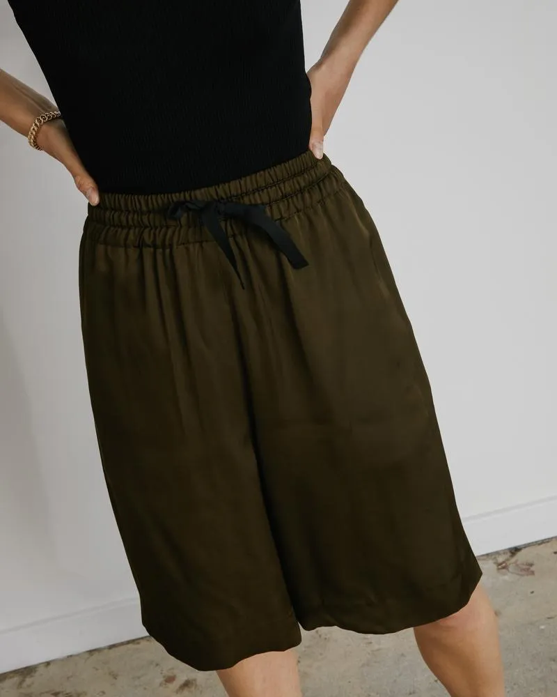Postala 9158 Pants in Kahki