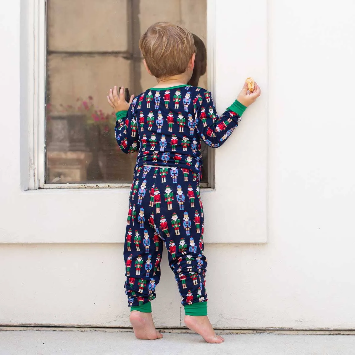 The Royal Standard - Kid's Nutcracker March Long Sleeve Pajamas   Navy/Multi   -Asst.: 2T