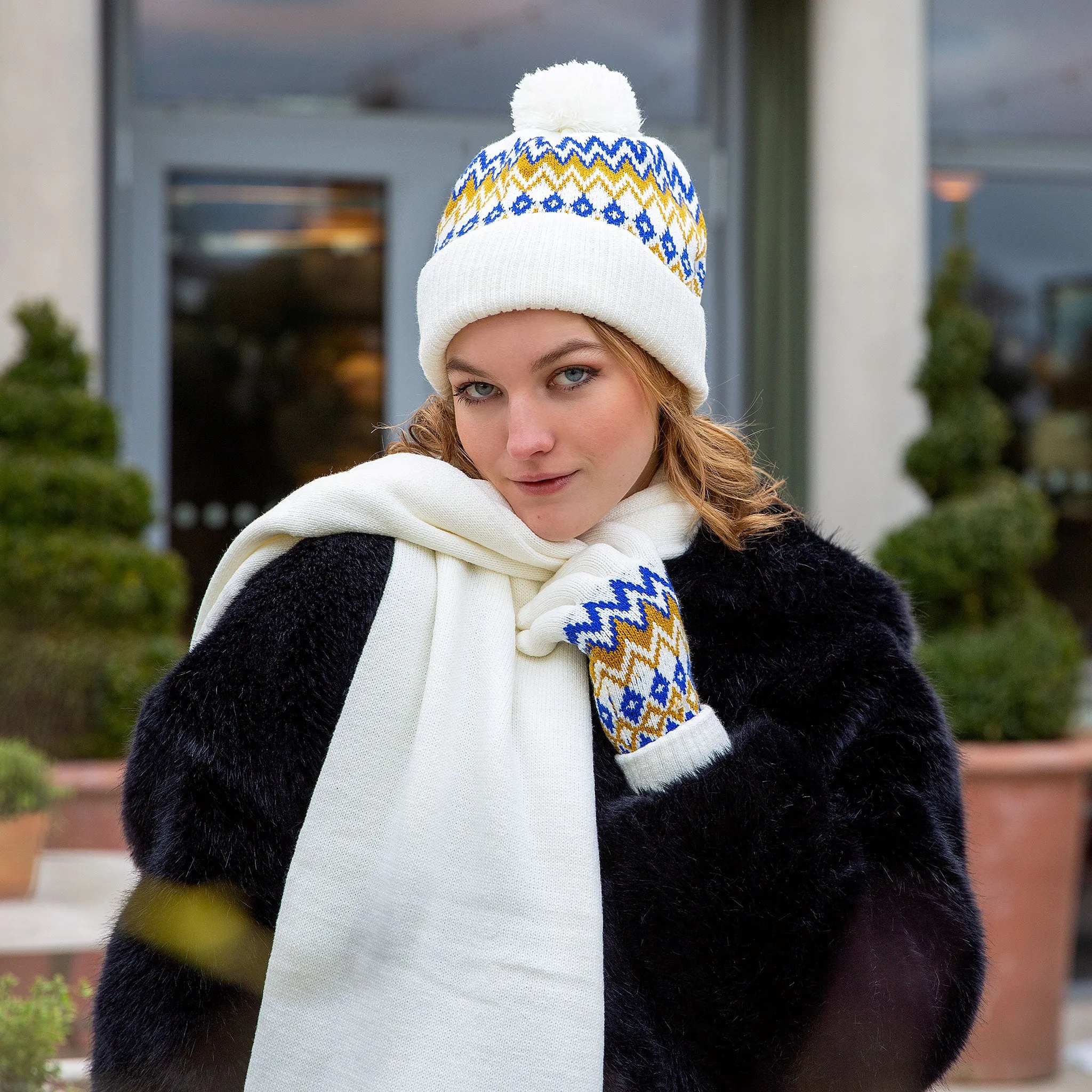Women’s Jacquard Fair Isle Knitted Bobble Hat